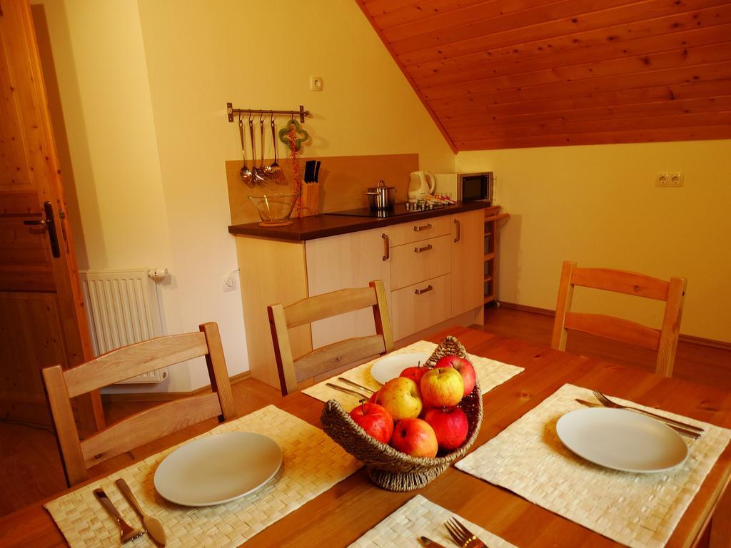 Villa Tourist Farm "Pri Biscu" Bled Habitación foto