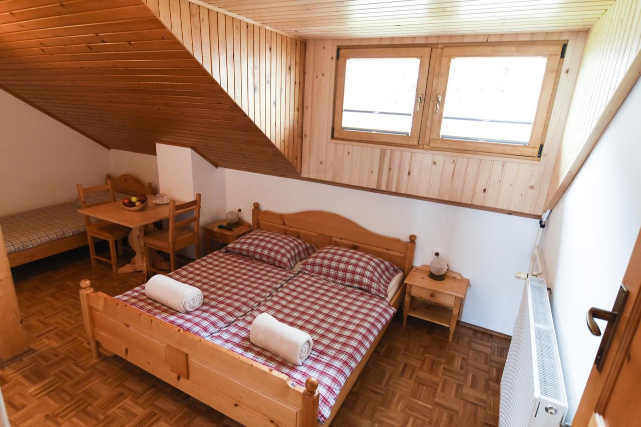 Villa Tourist Farm "Pri Biscu" Bled Habitación foto